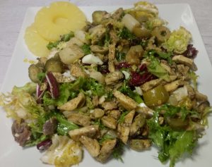 ensalada-de-pollo-y-piña