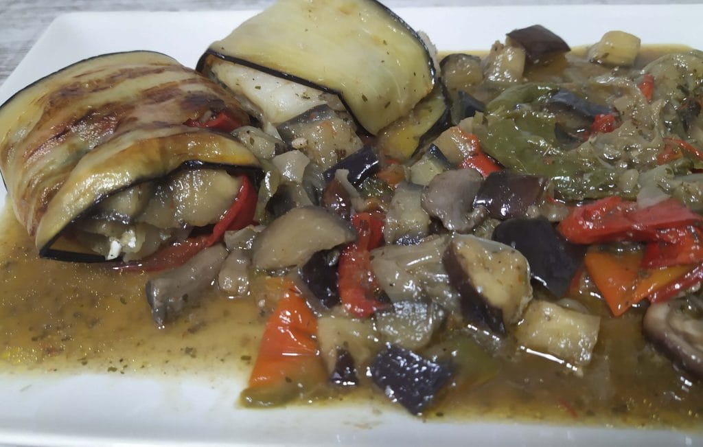 rollitos de berenjenas con bacalao