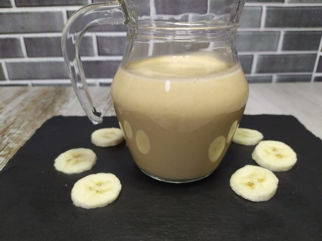 smoothie de platano y crema de cacahuete