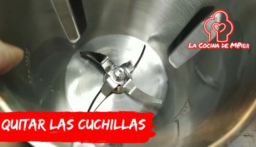 como quitar las cuchillas de la jarra de mambo cecotec 9590