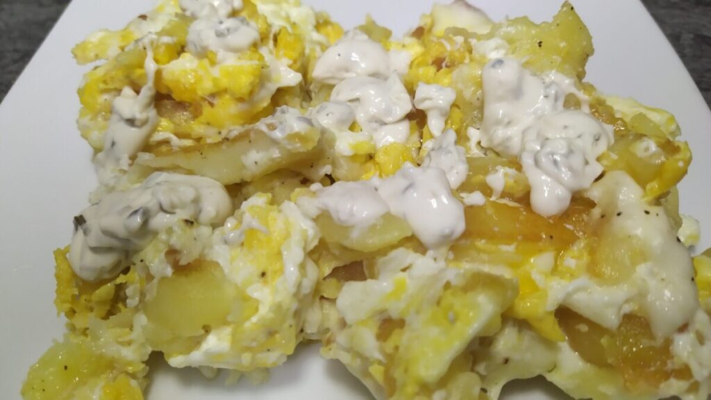 huevos rotos con patatas fritas