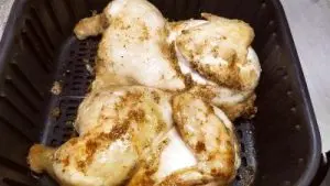 pollo-asado-entero-en-freidora-de-aire