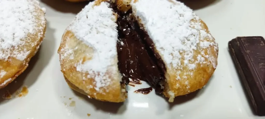 hojaldre-relleno-de-chocolate-en-freidora-de-aire