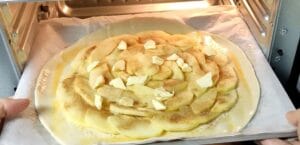 Tarta de hojaldre con manzanas en freidora de aire o air fryer