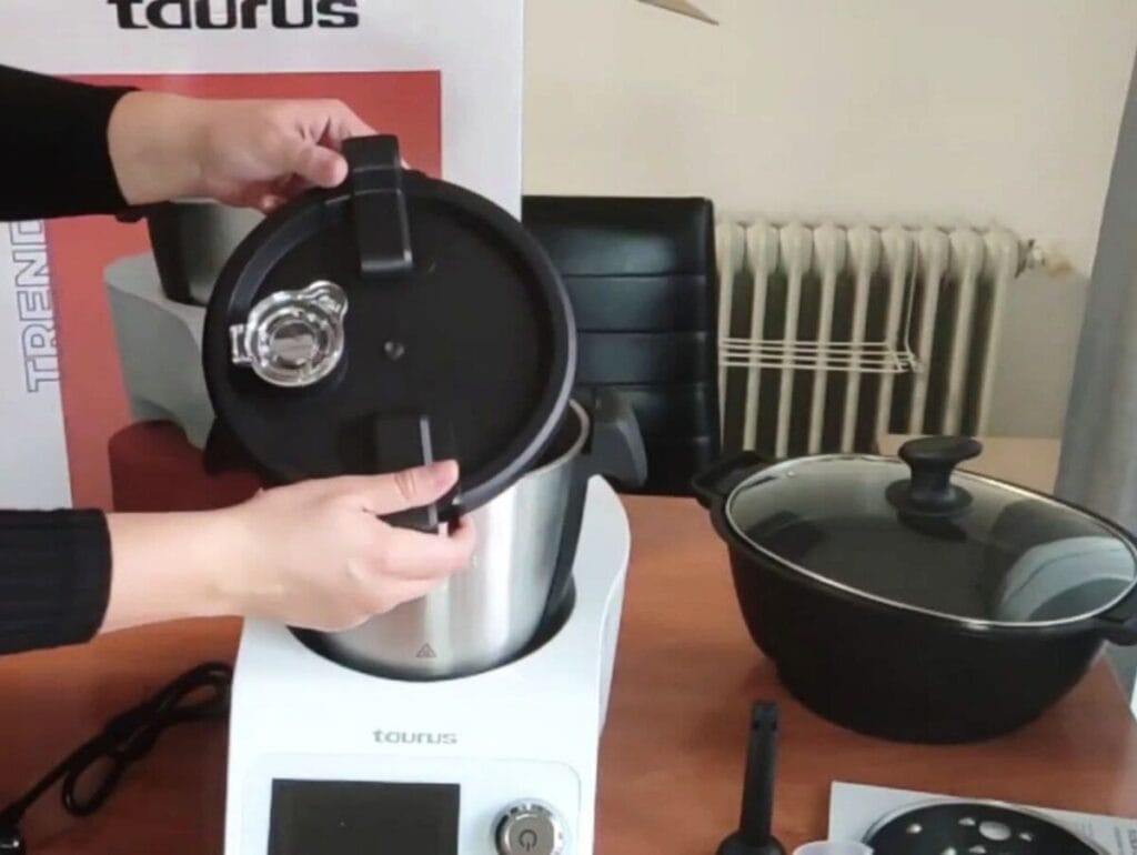 FUNCIONAMIENTO Y USO del ROBOT DE COCINA TRENDING COOKING DE TAURUS