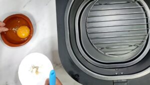 como hacer un huevo frito en freidora de aire (airfryer)