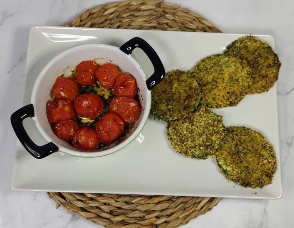 CALABACIN CON TOMATES FRITOS EN FREIDORA DE AIRE. VEGETALES EN AIRFRYER. VERDURAS EN FREIDORA DE AIRE