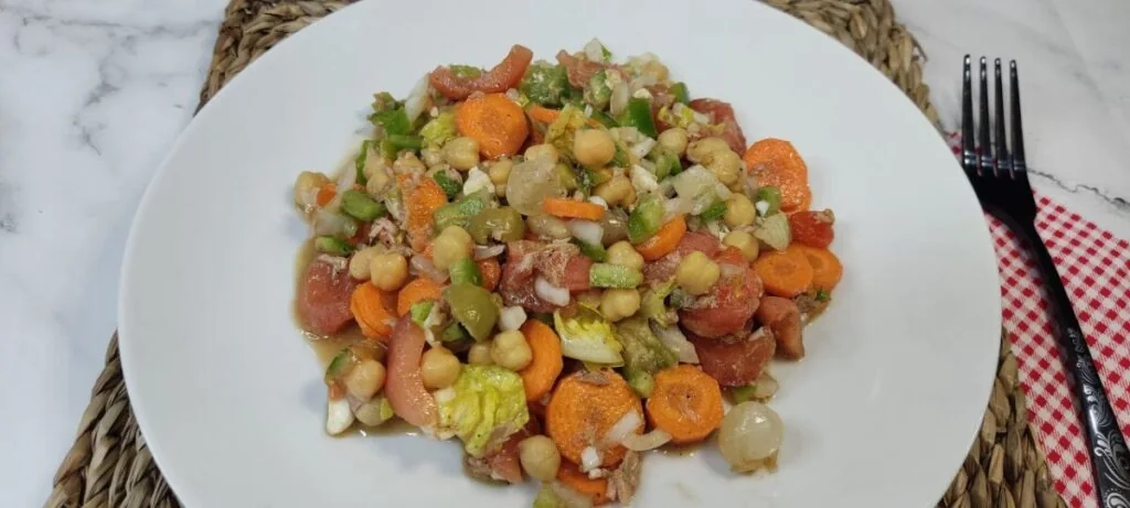 ensalada-de-garbanzos-mediterranea