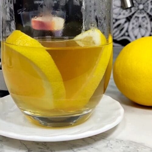 TÉ VERDE CON HIERBABUENA Y LIMÓN