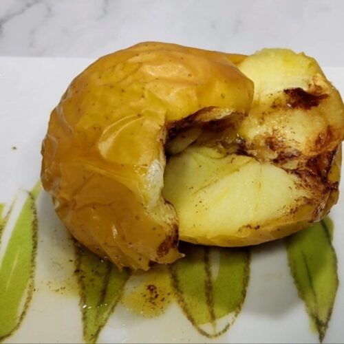 Asar manzanas en freidora de aire