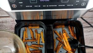 Patatas fritas de calabaza en freidora de aire