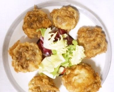 champiñones rellenos de carne picada y queso