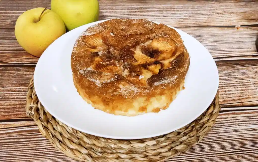 Bizcocho de manzana en freidora de aire