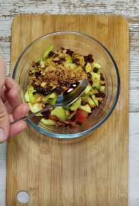 Ensalada de mango, aguacate y tomate