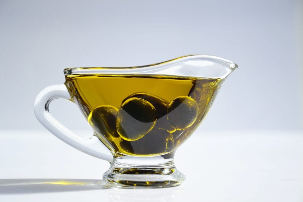 trucos-para-reducir-el-consumo-de-aceite-de-oliva-en-la-cocina